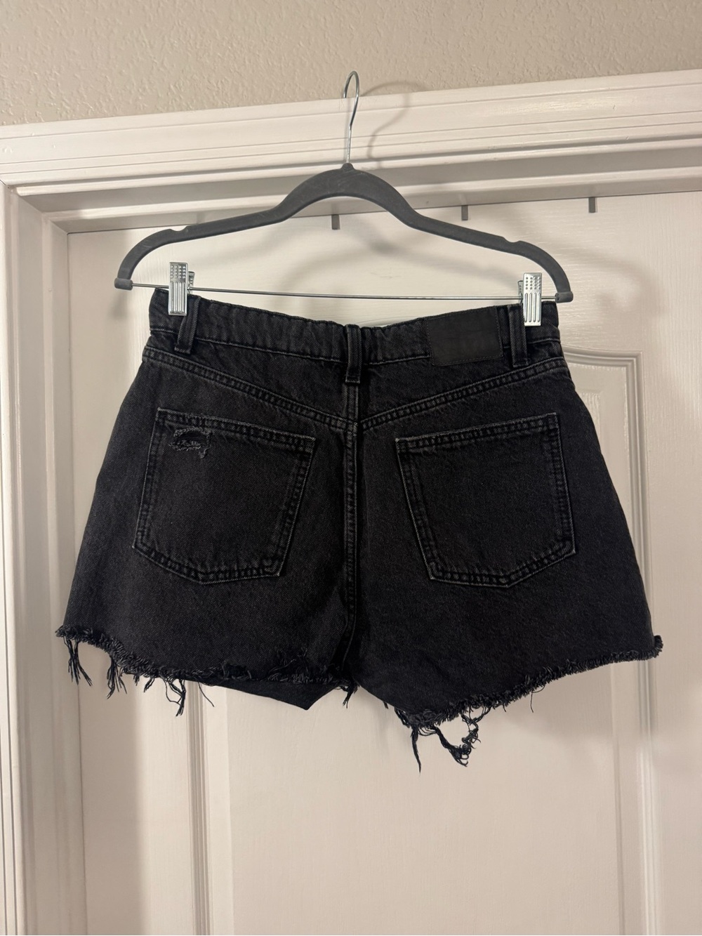 Cotton On Black Frayed Hem Denim Shorts - Picture 7 of 13